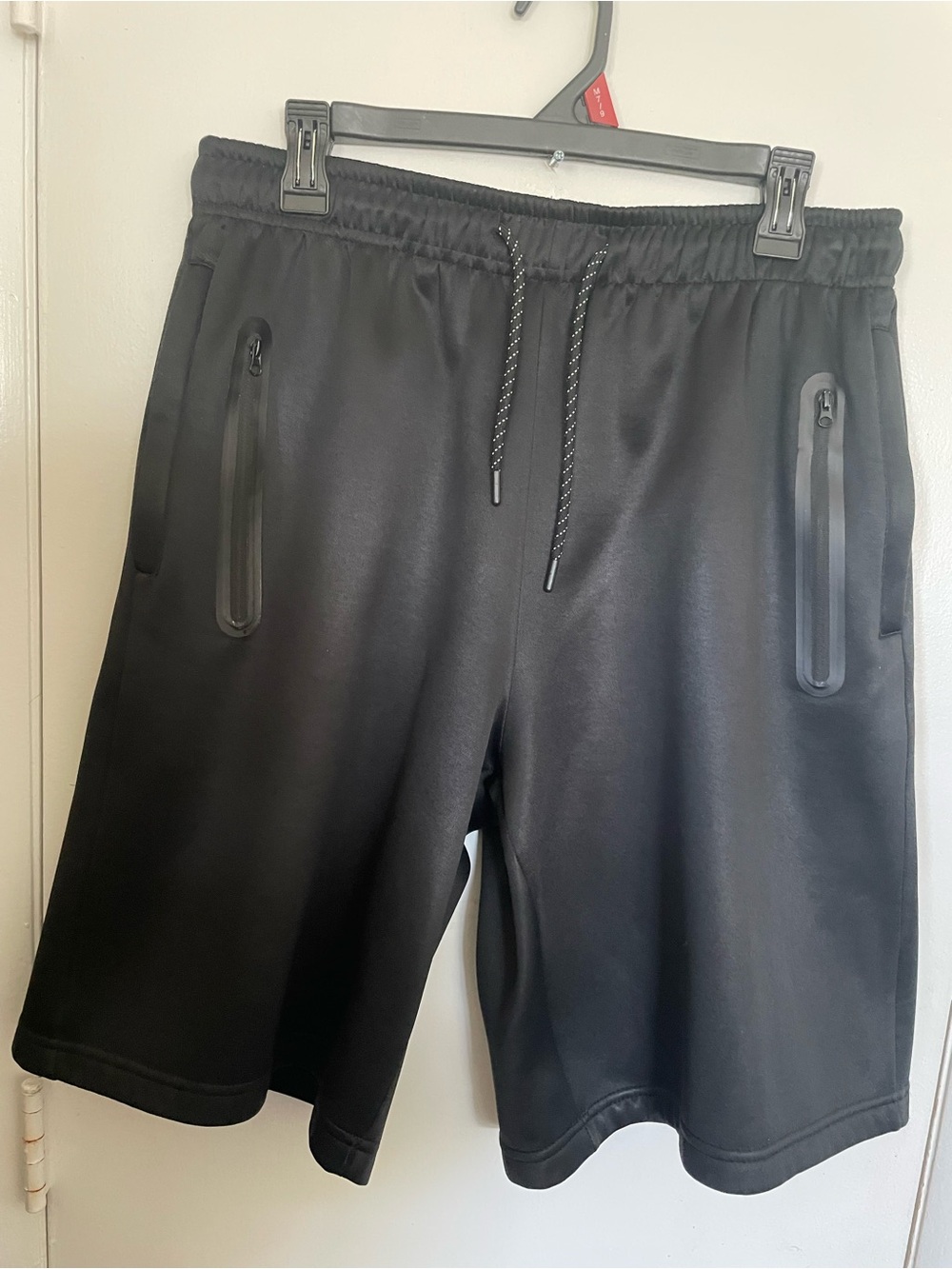 Men's Black Athletic Zip-Pocket Performance Shorts
